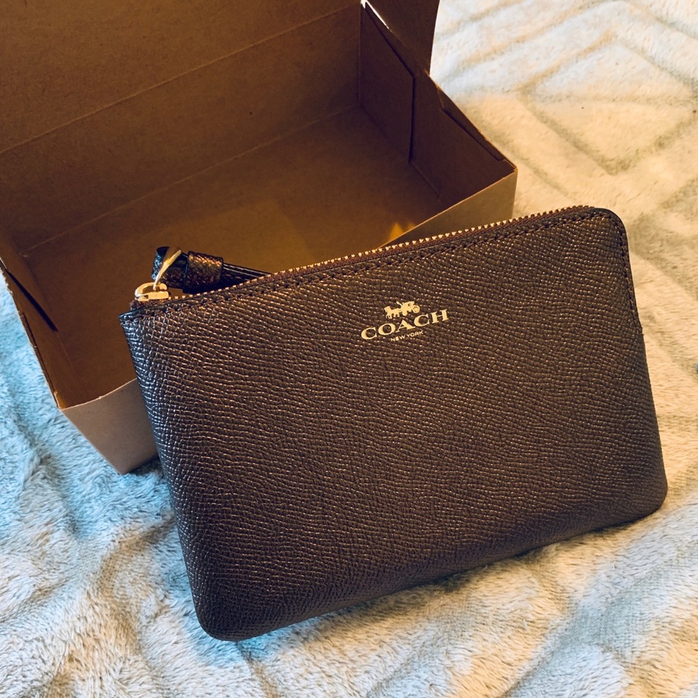 Wristlet